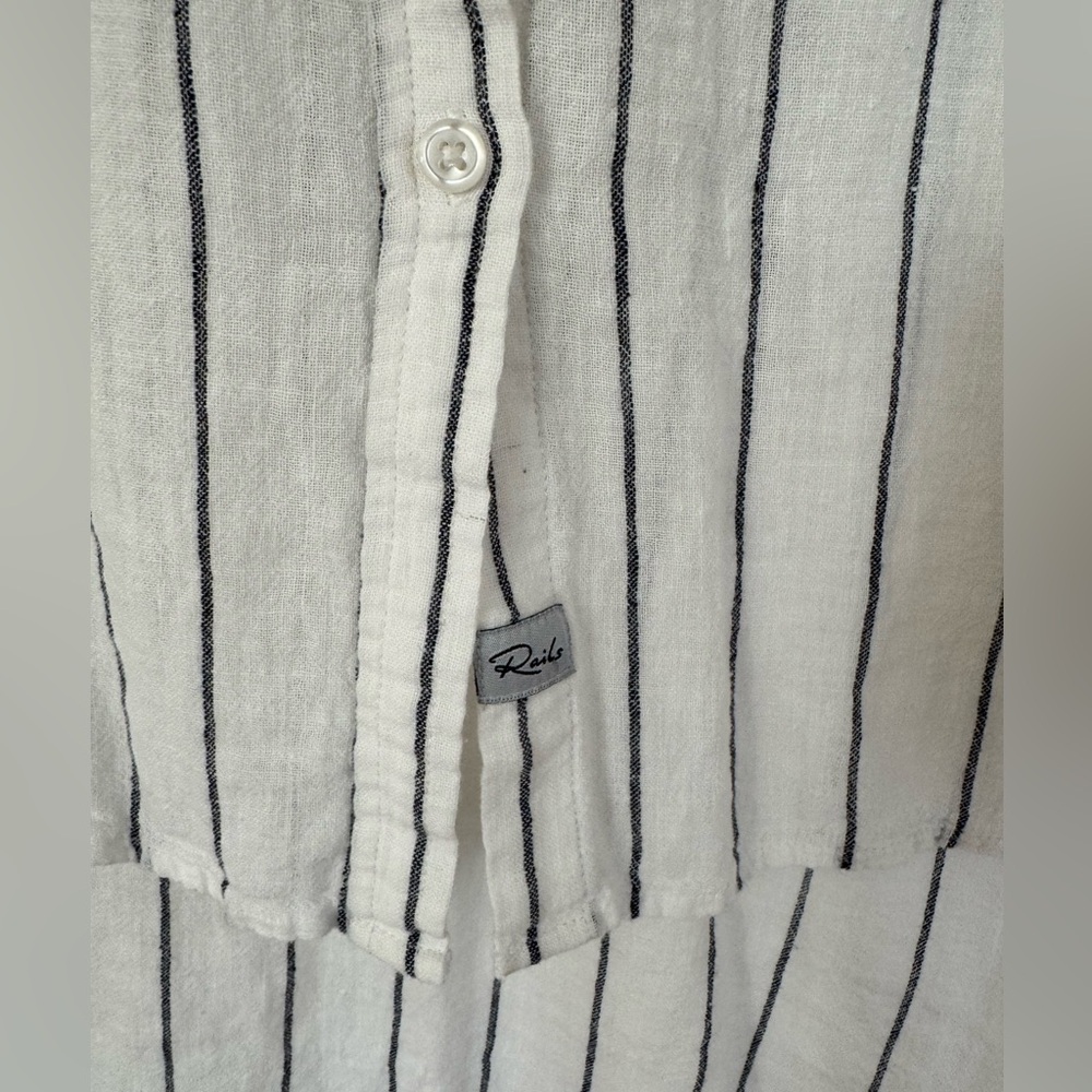 Rails Charli White/Ink Stripe Linen Blend Button-up Shirt for Ladies - Picture 2 of 6